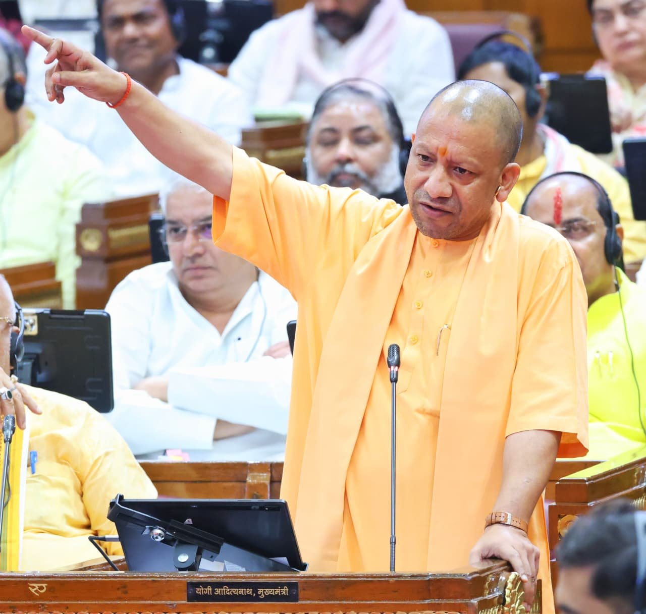 2030 तक यूपी को 1 ट्रिलियन डॉलर की अर्थव्यवस्था बनाने का लक्ष्यः सीएम