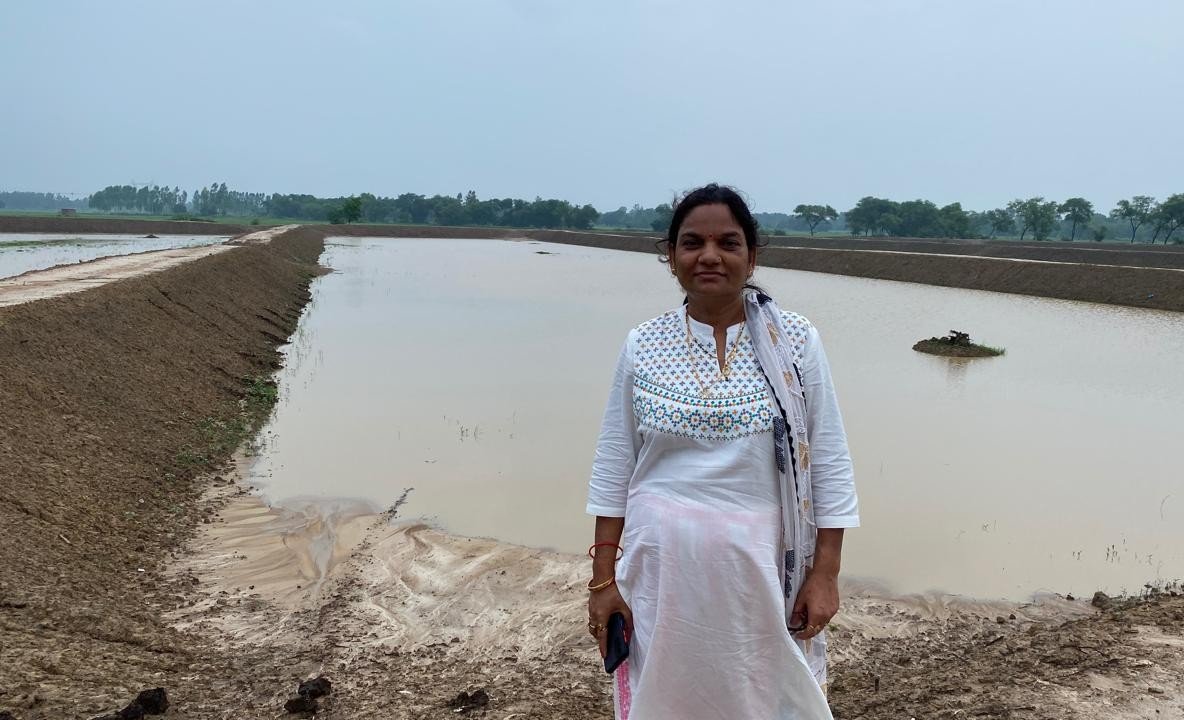 मत्स्य पालन में आत्मनिर्भरता की मिसाल बनीं मीरा सिंह, अपने साथ 10 अधिक लोगों को दे रही रोजगार