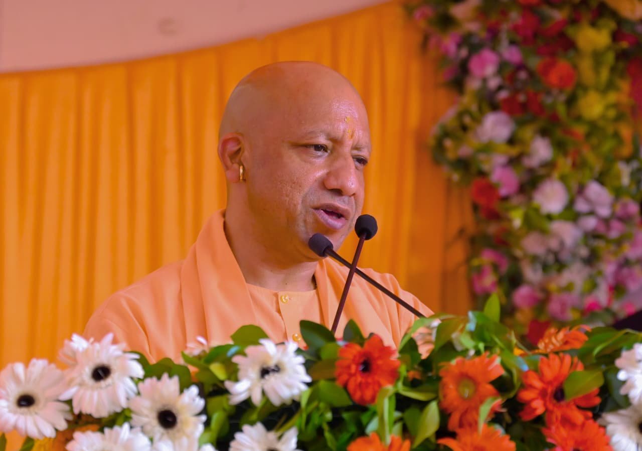 सनातन का यही सार, जिसने किया उपकार, उसके प्रति आभार : योगी आदित्यनाथ