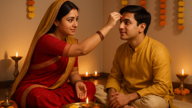 भाई दूज 2025 इस साल 23 अक्टूबर, गुरुवार को मनाया जाएगा। कार्तिक शुक्ल द्वितीया तिथि को मनाया जाने वाला यह पर्व भाई-बहन के स्नेह, सुरक्षा और समृद्धि का प्रतीक है। पौराणिक मान्यता है कि इस दिन बहनें भाई के माथे पर तिलक लगाकर यमराज से उसकी दीर्घायु की प्रार्थना करती हैं। ज्योतिष के अनुसार इस दिन कुछ विशेष कार्य करने से अकाल मृत्यु का भय दूर होता है और घर में धन-संपत्ति का आगमन होता है। जानिए पूजन विधि, कथा और शुभ योग।