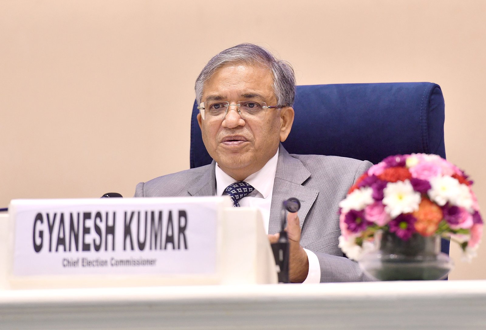 बिहार विधानसभा चुनाव : दो चरणों में 6 और 11 नवंबर को मतदान, मतगणना 14 नवंबर को होगी