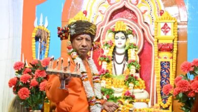 “CM Yogi Adityanath performs special Vijayadashami puja at Gorakhnath Temple”. “Yogi Adityanath offers cow worship and prayers for peace on Dussehra in Gorakhpur”. “Vijayadashami 2025: Yogi Adityanath conducts Gorakhnath Ji’s special rituals at Gorakhnath Temple”. “Gorakshapeethadhishwar Yogi Adityanath leads traditional Dussehra worship and cow seva in Gorakhpur”.