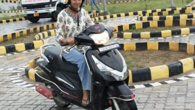 ‘ड्राइविंग माय ड्रीम्स’ से मिली नई उड़ान -मिशन शक्ति 5.0 के तहत बेटियाँ बनीं आत्मनिर्भरता की मिसाल