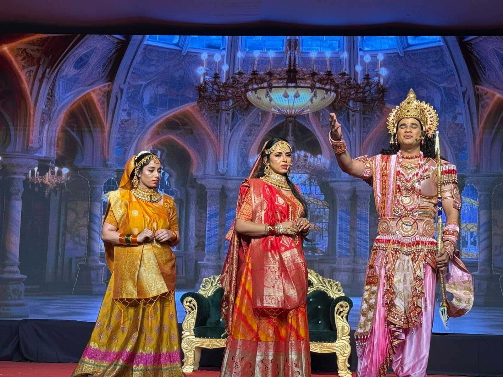 Ayodhya Ramleela 2025: World’s Biggest Digital Ramleela Watched by 62 Crore Devotees Ayodhya’s Grand Ramleela 2025 became the world’s largest digital Ramleela with 62 crore viewers across 50+ countries. Featuring Bollywood stars like BhagyaShree, Vindu Dara Singh, Shahbaz Khan, and blessings from PM Modi — the event showcased India’s rich culture under Yogi Adityanath’s leadership.