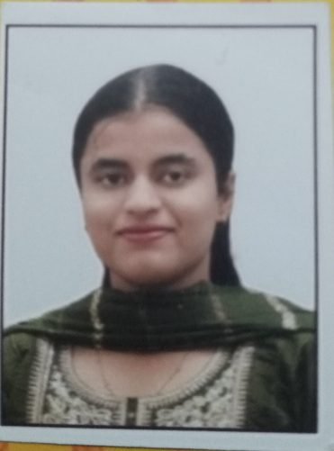 मुख्यमंत्री योगी आदित्यनाथ के नेतृत्व में संचालित मुख्यमंत्री अभ्युदय योजना ने जौनपुर की पूजा सिंह के जीवन की दिशा बदल दी। किसान परिवार से आने वाली पूजा ने इस योजना के तहत मिली निःशुल्क और गुणवत्तापूर्ण कोचिंग से पहले ही प्रयास में UPSC-CAPF परीक्षा उत्तीर्ण कर असिस्टेंट कमांडेंट का पद हासिल किया। उनकी सफलता प्रदेश की सामाजिक न्याय और समान अवसर की सोच को सशक्त रूप से दर्शाती है।