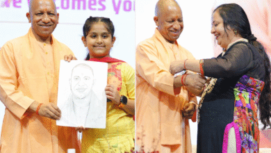 सिंगापुर में मुख्यमंत्री योगी आदित्यनाथ के स्वागत में प्रवासी भारतीयों का उत्साह देखने को मिला। कार्यक्रम में “योगी हैं तो यूपी है” के नारे गूंजे और एक महिला ने उन्हें ‘भैया’ कहकर संबोधित किया। एक बच्ची ने उनका स्केच बनाकर ऑटोग्राफ लिया, जबकि विद्यार्थियों ने गणपति वंदना प्रस्तुत की। मुख्यमंत्री ने भारतीय संस्कृति और मूल्यों को जीवंत रखने के लिए समुदाय की सराहना की। यह आयोजन यूपी और प्रवासी भारतीयों के मजबूत संबंधों का प्रतीक बना।