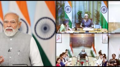 प्रधानमंत्री नरेंद्र मोदी ने बजट 2026-27 पर आयोजित वेबीनार में अवसंरचना विकास, दीर्घकालिक वित्तपोषण और बांड बाजार के विस्तार पर जोर दिया। उन्होंने उद्योग, वित्तीय संस्थानों और सरकार के बीच मजबूत साझेदारी की आवश्यकता बताई। पीएम ने पारदर्शिता, तरलता बढ़ाने और नए वित्तीय उपकरण लाने की बात कही, ताकि पूंजी प्रवाह सशक्त हो सके। उन्होंने 2047 तक विकसित भारत के लक्ष्य को ध्यान में रखते हुए सुधारों को जमीन पर उतारने का आह्वान किया।