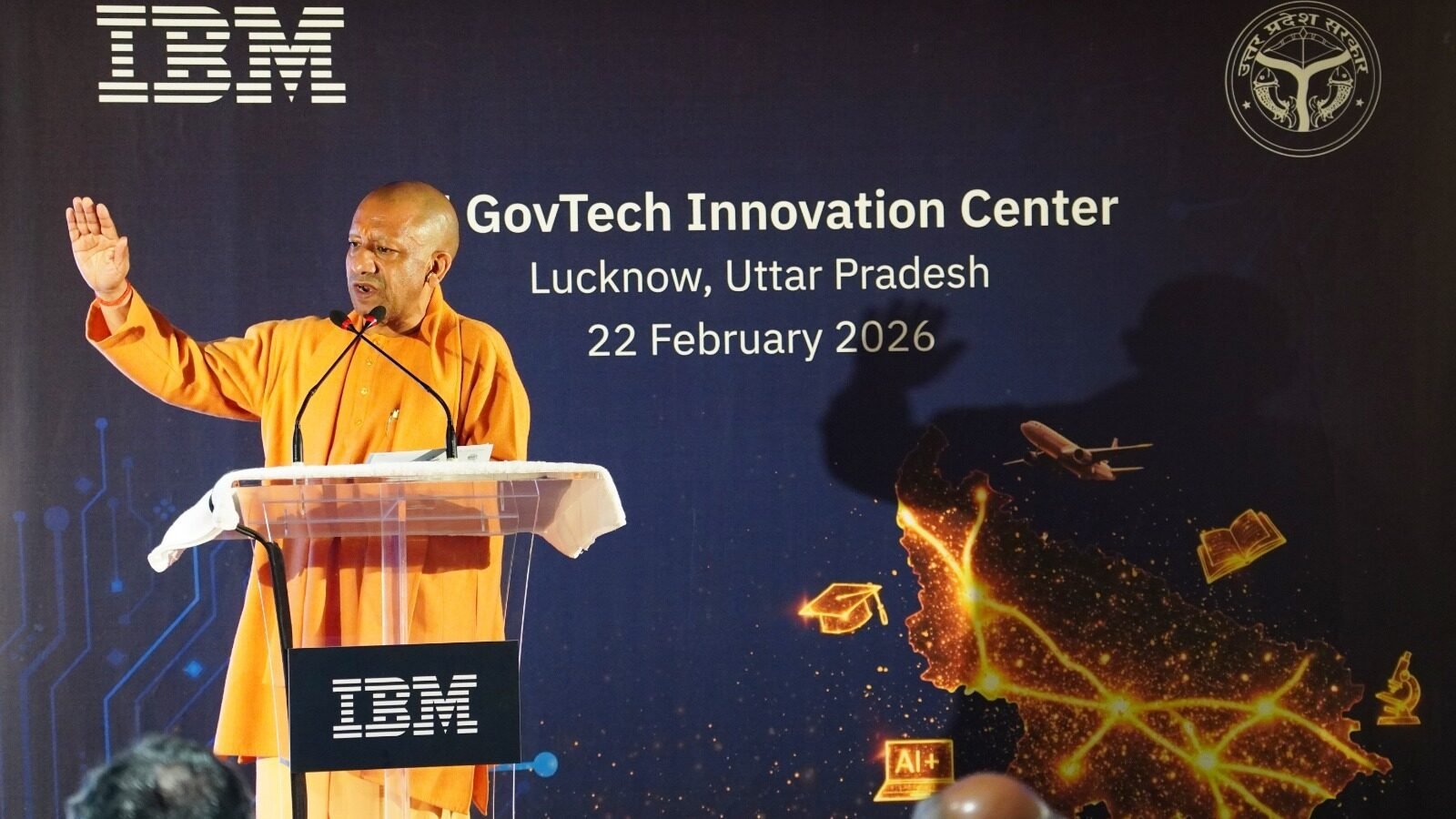 मुख्यमंत्री योगी आदित्यनाथ ने लखनऊ में IBM AI GovTech Innovation Center का उद्घाटन करते हुए कहा कि उत्तर प्रदेश डीप टेक, एआई और क्वांटम कंप्यूटिंग में अग्रणी बनने की दिशा में तेजी से कार्य कर रहा है। आईबीएम के साथ हुए समझौते से शासन में एआई का उपयोग बढ़ेगा और छात्रों को AI साक्षरता का प्रशिक्षण मिलेगा। सरकार का लक्ष्य तकनीक के माध्यम से पारदर्शी प्रशासन, बेहतर शिक्षा और स्वास्थ्य सेवाओं को मजबूत कर समाज के अंतिम व्यक्ति तक विकास का लाभ पहुंचाना है।