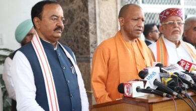 लखनऊ में मुख्यमंत्री योगी आदित्यनाथ ने बजट सत्र से पहले मीडिया से बातचीत करते हुए सभी सदस्यों से संवाद के माध्यम से मुद्दे उठाने की अपील की। उन्होंने बताया कि यूपी विधानमंडल का 10वां बजट सत्र 9 से 20 फरवरी तक चलेगा। सत्र की शुरुआत राज्यपाल के अभिभाषण से होगी। 11 फरवरी को 2026-27 का सामान्य बजट और इसके साथ उत्तर प्रदेश का आर्थिक सर्वेक्षण भी सदन में प्रस्तुत किया जाएगा।