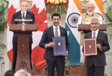 नई दिल्ली में प्रधानमंत्री नरेन्द्र मोदी और कनाडा के प्रधानमंत्री मार्क कार्नी के बीच हुई द्विपक्षीय वार्ता में दोनों देशों ने रक्षा, ऊर्जा, यूरेनियम आपूर्ति और महत्वपूर्ण खनिजों सहित कई अहम समझौते किए। 2030 तक व्यापार 50 अरब डॉलर पहुंचाने और 2026 तक व्यापक आर्थिक साझेदारी समझौता अंतिम रूप देने का लक्ष्य तय हुआ। आतंकवाद-रोधी सहयोग, साइबर सुरक्षा, स्वच्छ ऊर्जा, शिक्षा और हिंद-प्रशांत समन्वय को भी मजबूत करने पर सहमति बनी।