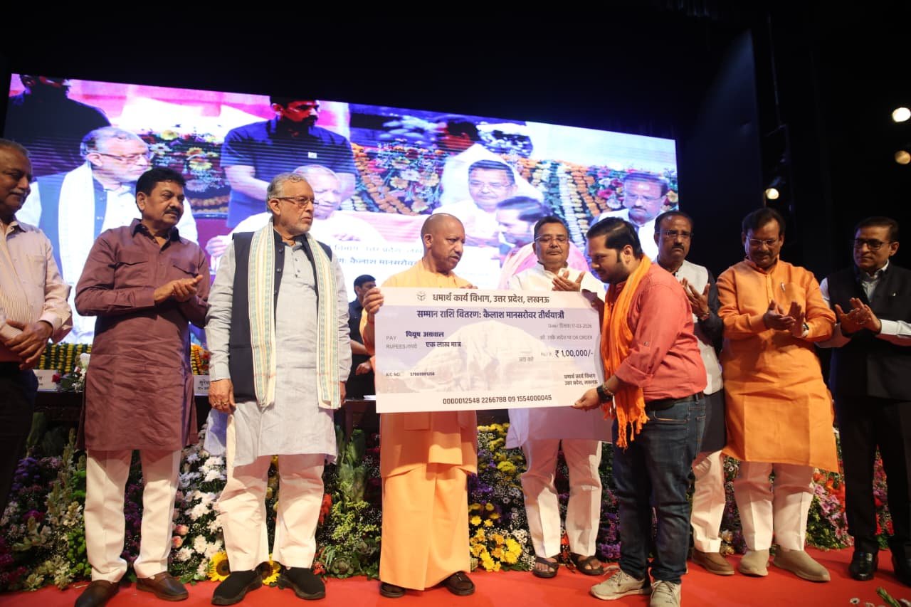 धार्मिक पर्यटन से विकास और रोजगार को बढ़ावा, महाकुंभ बना आस्था के साथ आर्थिक मजबूती का बड़ा उदाहरण: मुख्यमंत्री