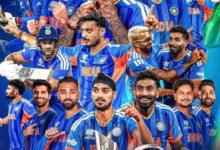 अहमदाबाद में खेले गए आईसीसी पुरुष टी20 विश्व कप फाइनल में भारत ने न्यूजीलैंड को 96 रन से हराकर तीसरी बार खिताब अपने नाम किया। भारत ने पहले बल्लेबाजी करते हुए 255 रन बनाए, जिसमें संजू सैमसन (89), इशान किशन (54) और अभिषेक शर्मा (52) की शानदार पारियां शामिल रहीं। जवाब में न्यूजीलैंड की टीम 159 रन पर सिमट गई। जसप्रीत बुमराह ने चार विकेट लेकर ‘प्लेयर ऑफ द मैच’ का खिताब जीता, जबकि संजू सैमसन ‘प्लेयर ऑफ द सीरीज’ बने।