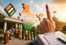 नयी दिल्ली में चुनाव आयोग ने विशेष गहन पुनरीक्षण (एसआईआर) के तीसरे चरण की घोषणा करते हुए बताया कि 16 राज्यों और 3 केंद्रशासित प्रदेशों में घर-घर मतदाता सत्यापन अभियान चलाया जाएगा। इस दौरान 3.94 लाख बीएलओ करीब 36.73 करोड़ मतदाताओं तक पहुंचेंगे। राजनीतिक दलों के 3.42 लाख बीएलए भी सहयोग करेंगे। आयोग के अनुसार यह अभियान पारदर्शिता और मतदाता सूची की शुद्धता सुनिश्चित करने के उद्देश्य से चरणबद्ध तरीके से संचालित किया जाएगा।
