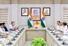 मुख्यमंत्री Yogi Adityanath ने कहा कि उत्तर प्रदेश को पर्यटन, संस्कृति, आध्यात्मिक विरासत और ज्ञान परंपरा के वैश्विक केंद्र के रूप में विकसित किया जाएगा। पर्यटन नीति-2022 में संशोधन, नीम करोली बाबा सर्किट, बुंदेलखंड फोर्ट सर्किट, नैमिषारण्य, विंध्याचल, आईएनएस गोमती शौर्य संग्रहालय और छत्रपति शिवाजी महाराज संग्रहालय जैसी परियोजनाओं के माध्यम से प्रदेश में निवेश, रोजगार और सांस्कृतिक पुनर्जागरण को बढ़ावा मिलेगा। साथ ही प्राचीन पांडुलिपियों के संरक्षण और डिजिटलीकरण पर भी विशेष जोर दिया गया।