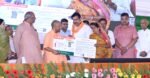 गोरखपुर में 926 करोड़ रुपये की विकास परियोजनाओं के लोकार्पण एवं शिलान्यास कार्यक्रम के दौरान मुख्यमंत्री योगी आदित्यनाथ ने सुपोषण मिशन के द्वितीय चरण का शुभारंभ किया। उन्होंने बच्चों, गर्भवती महिलाओं और धात्री माताओं को पोषण किट वितरित की तथा विभिन्न योजनाओं के लाभार्थियों को आवास की चाबी, आयुष्मान कार्ड और आर्थिक सहायता प्रदान की। इस अवसर पर मुख्यमंत्री ने एस्ट्रो टर्फ हॉकी मैदान के पवेलियन का लोकार्पण कर खिलाड़ियों का उत्साहवर्धन भी किया।
