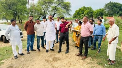 वाराणसी नगर निगम गंगापार के डोमरी (कोदोपुर) क्षेत्र में 350 बीघा में आधुनिक योगा एवं वेलनेस सेंटर विकसित करेगा। परियोजना में 60 मीटर चौड़ा पाथवे, योगा पार्क, ओपन जिम, हरित क्षेत्र और छठ श्रद्धालुओं के लिए बेहतर सुविधाएं शामिल होंगी। इससे गंगापार क्षेत्र पर्यटन, स्वास्थ्य और पर्यावरण संरक्षण का नया केंद्र बनेगा।