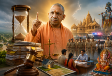 मुख्यमंत्री योगी आदित्यनाथ ने उत्तर प्रदेश में पांच वर्ष से अधिक समय से लंबित राजस्व मामलों के प्राथमिकता से निस्तारण के निर्देश दिए हैं। उन्होंने ‘तारीख पर तारीख’ की प्रवृत्ति समाप्त करने पर जोर दिया। जनशिकायतों के गलत निस्तारण पर संबंधित जिलों से पांच दिन में स्पष्टीकरण मांगा जाएगा। बैठक में अपराध नियंत्रण, महिला सुरक्षा, जन्माष्टमी और गणेश विसर्जन की तैयारियों, माफियाओं पर कार्रवाई तथा बाढ़ राहत कार्यों की भी विस्तृत समीक्षा की गई।