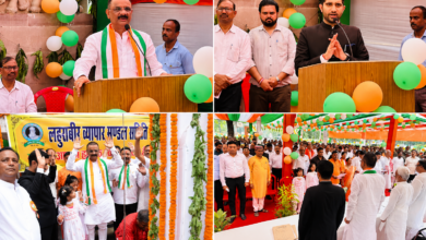 महापौर अशोक कुमार तिवारी ने मलदहिया और लहुराबीर चौराहे पर 120 फीट ऊंचे तिरंगे का ध्वजारोहण किया। समारोह में नगर आयुक्त हिमांशु नागपाल, एमएलसी धर्मेंद्र सिंह, उपसभापति, पार्षद एवं नगर निगम अधिकारी-कर्मचारी मौजूद रहे। महापौर ने स्वच्छता, विकास और शिकायतों के त्वरित निस्तारण पर जोर दिया। उत्कृष्ट राजस्व वसूली और सफाई व्यवस्था में योगदान देने वाले अधिकारियों, कर्मचारियों व सफाई मित्रों को सम्मानित किया गया।