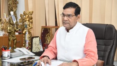 उत्तर प्रदेश सरकार विकसित भारत-2047 के लक्ष्य को पूरा करने के लिए स्वच्छ, सतत और किफायती ऊर्जा व्यवस्था विकसित करने पर जोर दे रही है। ऊर्जा मंत्री ए.के. शर्मा ने ओआरएफ की बैठक में वर्चुअल प्रतिभाग कर सौर ऊर्जा, विश्वसनीय बिजली आपूर्ति, विद्युत ग्रिड के आधुनिकीकरण और ऊर्जा क्षेत्र में निवेश की संभावनाओं पर चर्चा की।