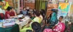 नवरात्र विशेष में जानिए मेरठ के रजपुरा प्राथमिक विद्यालय की प्रधानाध्यापिका पुष्पा यादव की प्रेरणादायक पहल। ऑपरेशन कायाकल्प और निजी प्रयासों से उन्होंने सरकारी स्कूल की तस्वीर बदलकर बच्चों को बेहतर शैक्षणिक माहौल उपलब्ध कराया है। यहां करीब 150 विद्यार्थी शिक्षा के साथ अंग्रेजी वार्तालाप, खेल, योग, कला, संगीत और पुस्तकालय की सुविधाओं का लाभ उठा रहे हैं। नियमित अभिभावक-शिक्षक बैठकों और पर्यावरण जागरूकता से विद्यालय में शिक्षा की गुणवत्ता और अभिभावकों का भरोसा बढ़ रहा है।